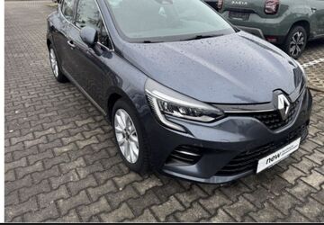 Renault Clio 43.250 km 11.995 &euro; Wolfen 06766