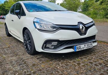 Renault Clio 78.000 km 16.695 &euro; Halle (Saale) 06116