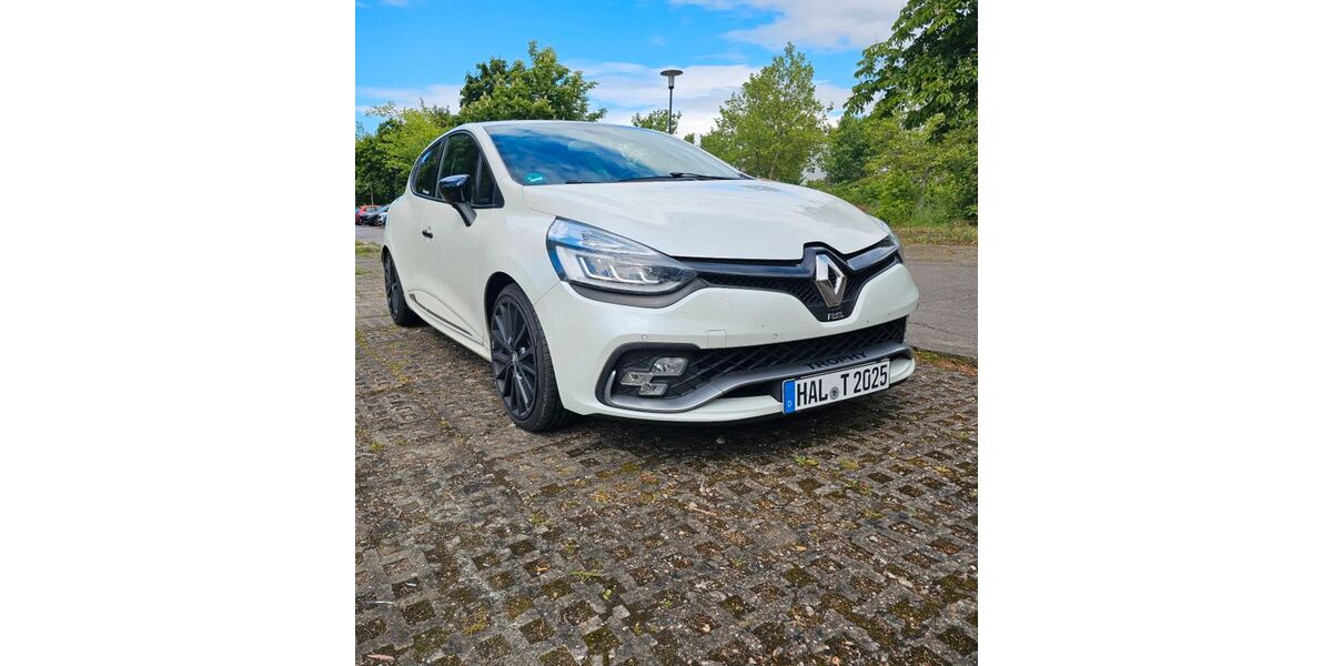 Renault Clio 78.000 km 16.695 &euro; Halle (Saale) 06116
