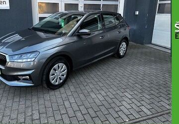 Skoda Fabia 1.295 km 20.490 &euro; Halle / Saale 06120