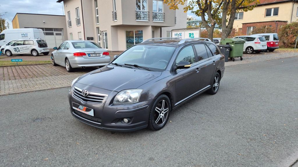 Toyota Avensis 350.500 km 1.999 &euro; Bitterfeld-Wolfen, OT Bitterfeld 06749