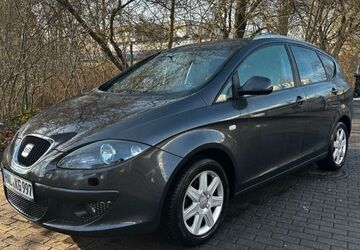 Seat Altea 161.366 km 2.600 &euro; Halle 06124