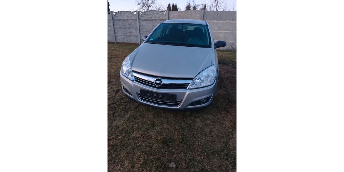 Opel Astra 158.172 km 2.800 &euro; Wolfen 06766
