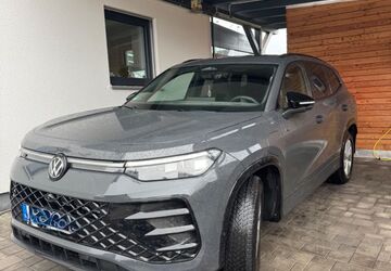 VW Tayron 17.500 km 49.899 &euro; Braunsbedra 06242