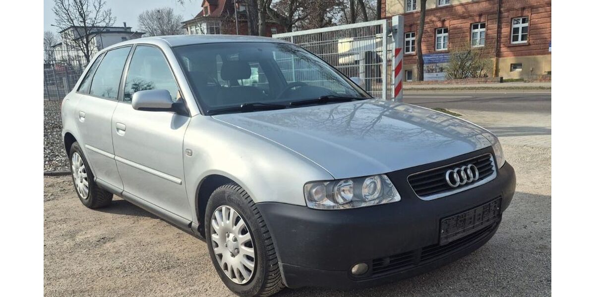 Audi A3 141.001 km 580 &euro; Bitterfeld 06749