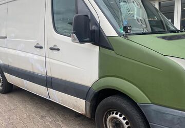 VW Crafter 284.000 km 5.900 &euro; Halle/Saale 06116