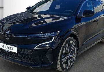 Renault Megane E-TECH 1.500 km 39.995 &euro; Halle 06132