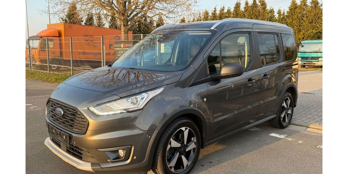 Ford Tourneo 293.505 km 10.900 &euro; Bitterfeld-Wolfen Ot Bobbau 06766