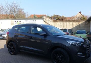 Hyundai TUCSON 201.500 km 10.500 &euro; Halle / Saale 06116