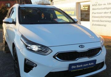Kia ceed Sportswagon 109.000 km 14.440 &euro; Halle/ Saale 06116