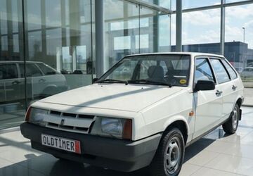 Lada Samara 54.261 km 2.490 &euro; Halle Saale 06132