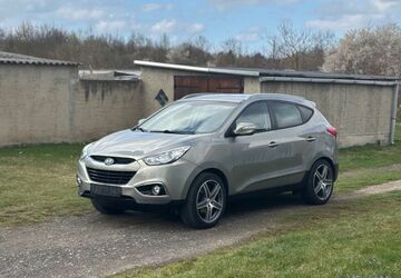 Hyundai ix35 186.000 km 8.100 &euro; Halle 06124