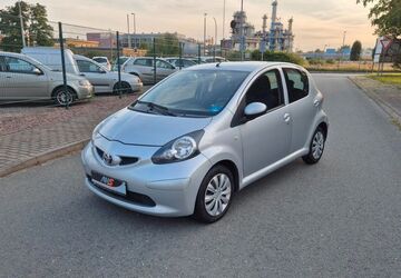 Toyota Aygo (X) 133.900 km 2.790 &euro; Bitterfeld-Wolfen, OT Bitterfeld 06749