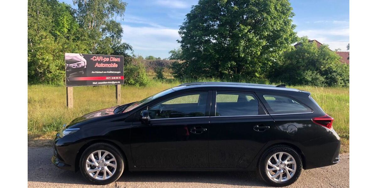 Toyota Auris Touring Sports 133.800 km 9.999 &euro; Gerbstedt OT Welfesholz 06347