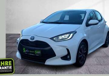 Toyota Yaris 64.992 km 14.640 &euro; Halle 06130