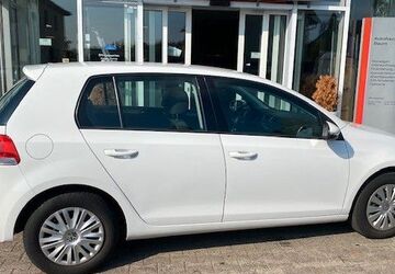 VW Golf 198.000 km 3.950 &euro; Halle/Saale 06116