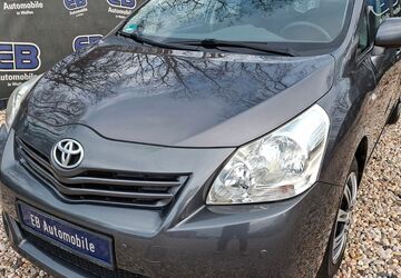 Toyota Verso 135.000 km 6.999 &euro; Bitterfeld-Wolfen OT Wolfen 06766